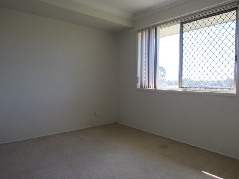 3 Hillcrest Place, Flinders View QLD 4305