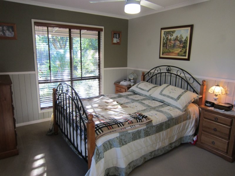 29 Flame Tree Court, Walloon QLD 4306