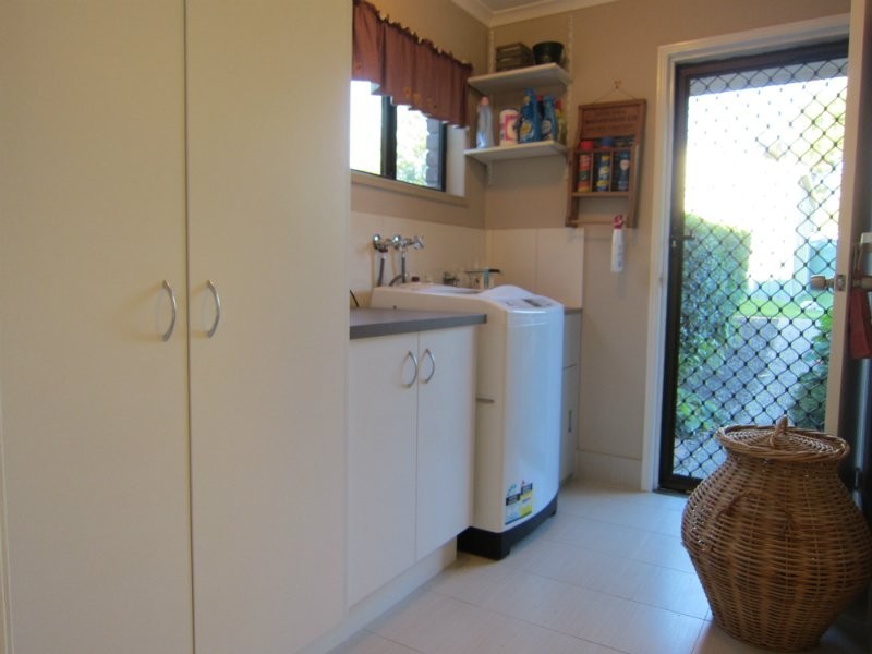 29 Flame Tree Court, Walloon QLD 4306
