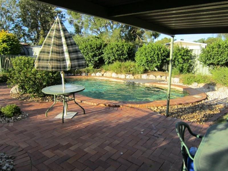29 Flame Tree Court, Walloon QLD 4306
