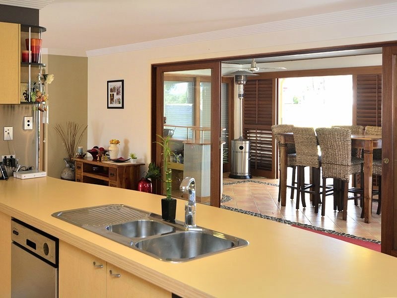 77 Jacana Crescent, Flinders View QLD 4305