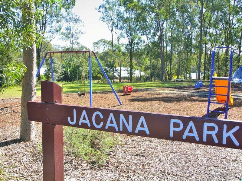 77 Jacana Crescent, Flinders View QLD 4305