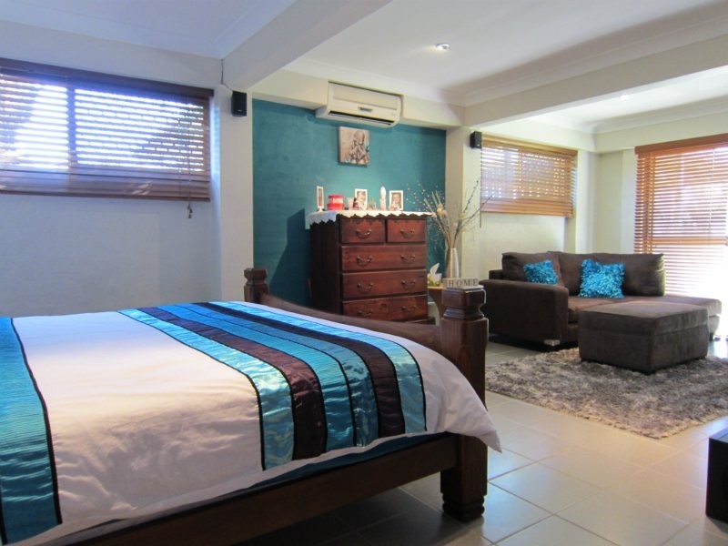 25 Lance Drive, Flinders View QLD 4305