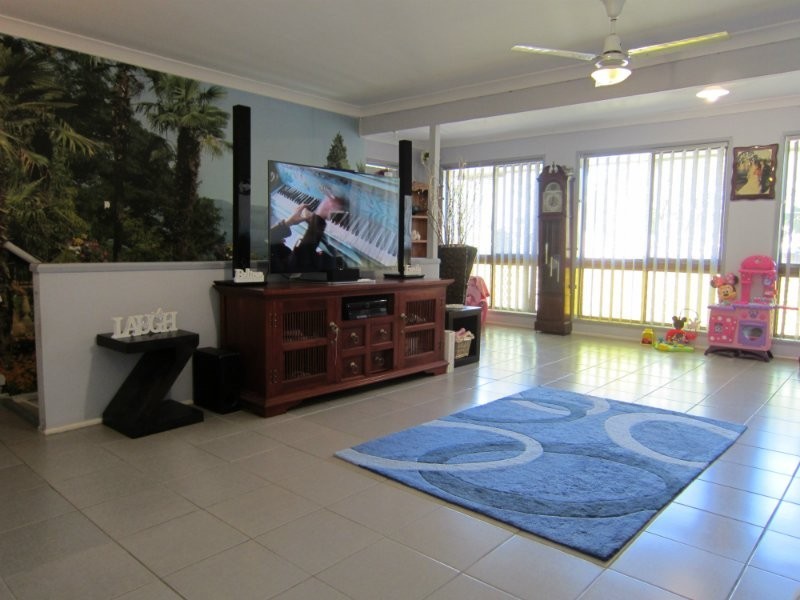 25 Lance Drive, Flinders View QLD 4305