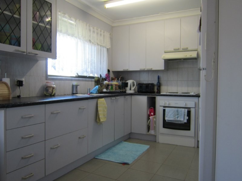 25 Lance Drive, Flinders View QLD 4305