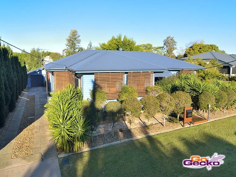 46 Lusitania Street, Newtown QLD 4305