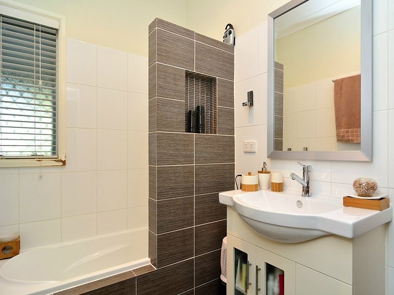 46 Lusitania Street, Newtown QLD 4305