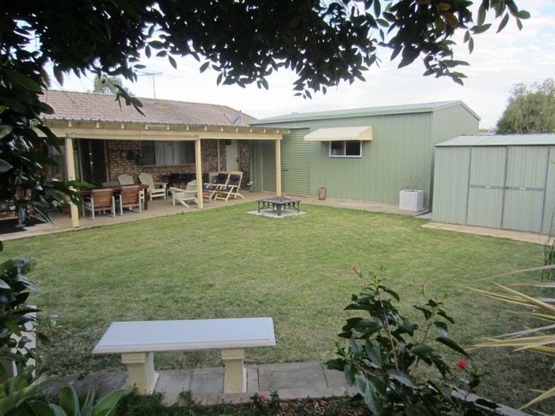 24 Bernadette Crescent, Rosewood QLD 4340