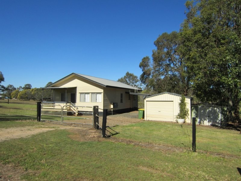 19 Henry Road, Haigslea QLD 4306