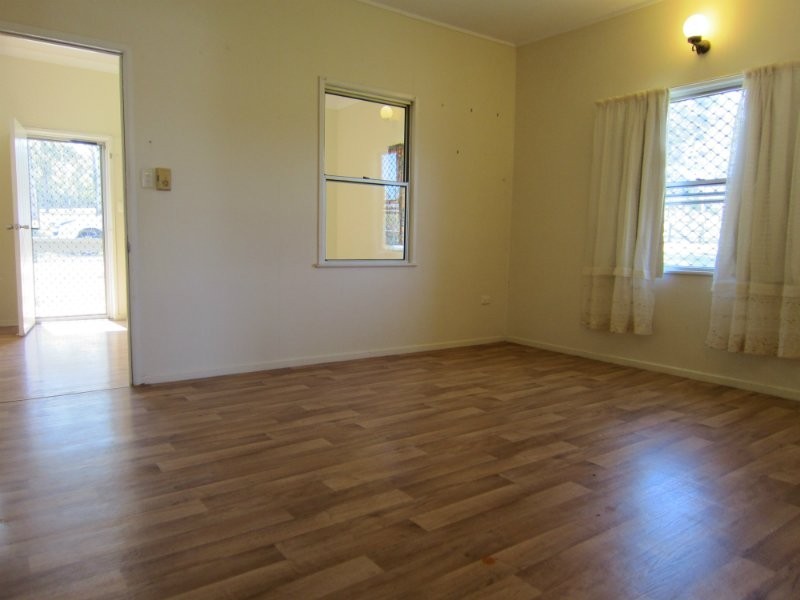 19 Henry Road, Haigslea QLD 4306
