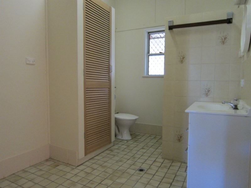 19 Henry Road, Haigslea QLD 4306