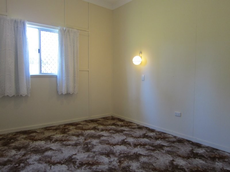 19 Henry Road, Haigslea QLD 4306