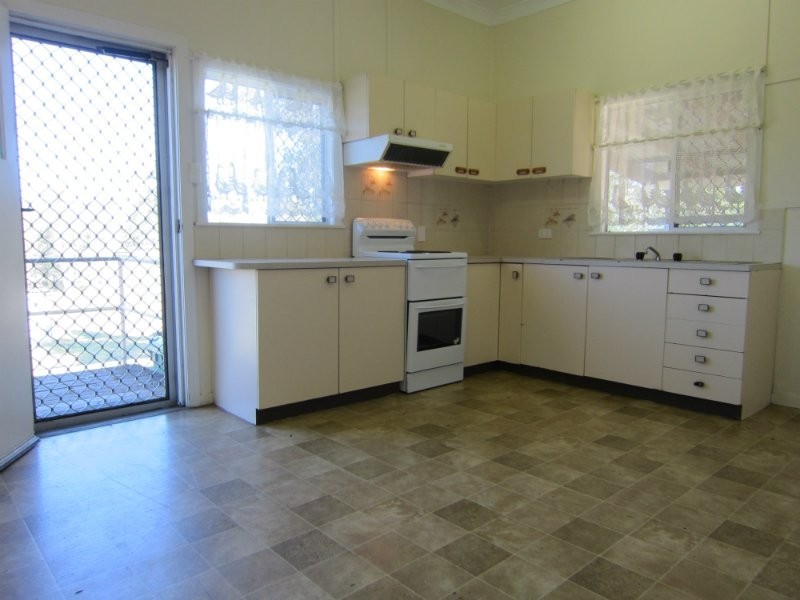 19 Henry Road, Haigslea QLD 4306