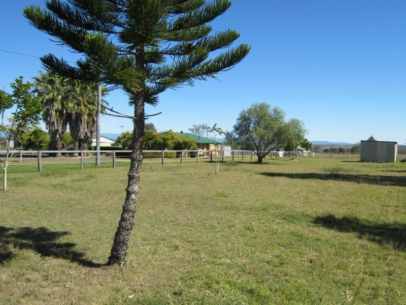 515 Middle Road, Purga QLD 4306
