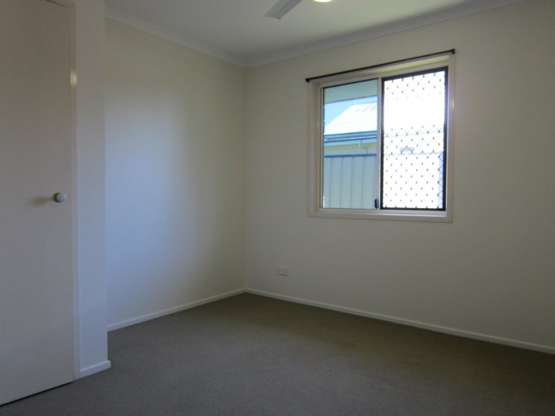 37 Fassifern Street, Peak Crossing QLD 4306