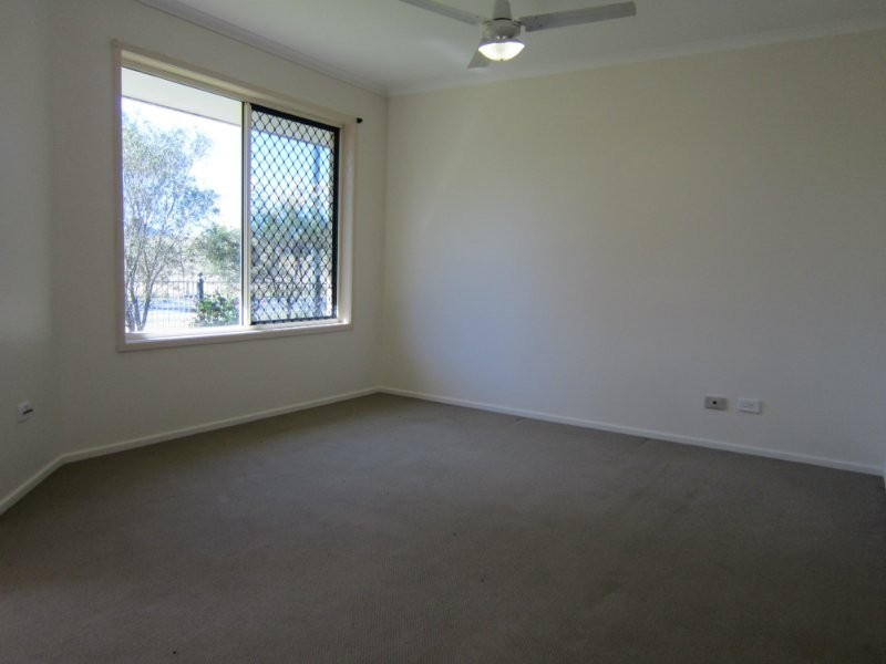 37 Fassifern Street, Peak Crossing QLD 4306