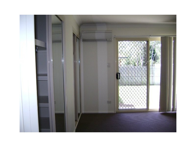 28 Kentia Circuit, Flinders View QLD 4305