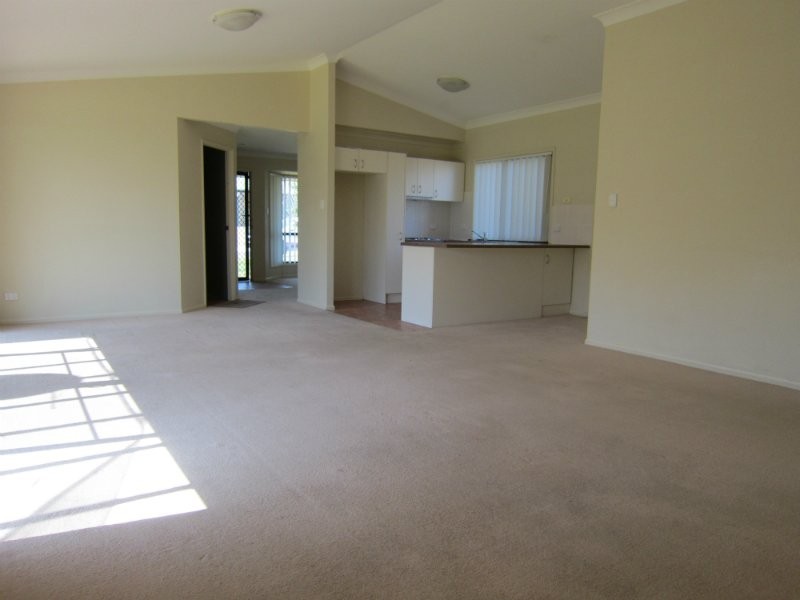 39 Rockman Drive, Raceview QLD 4305