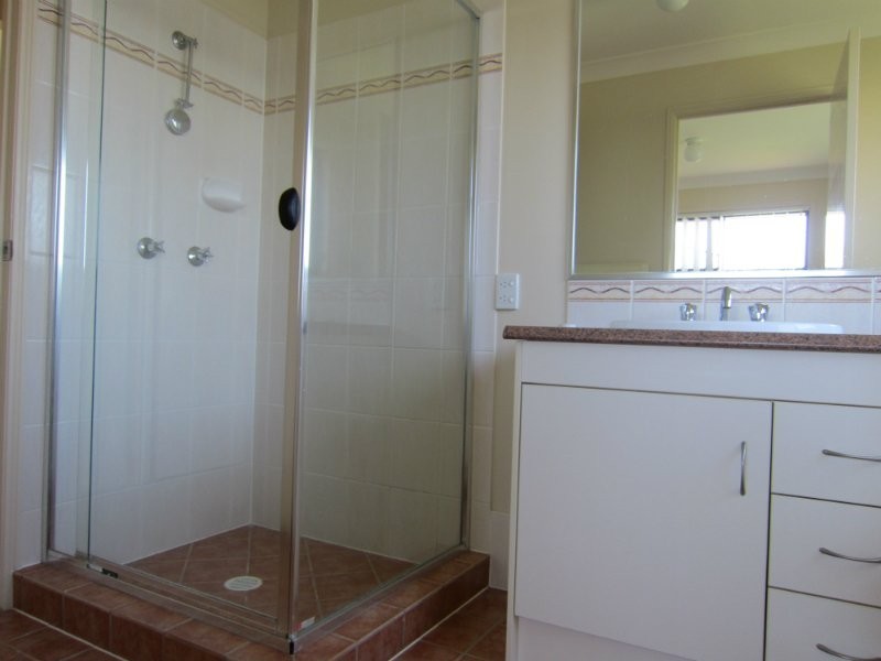 39 Rockman Drive, Raceview QLD 4305