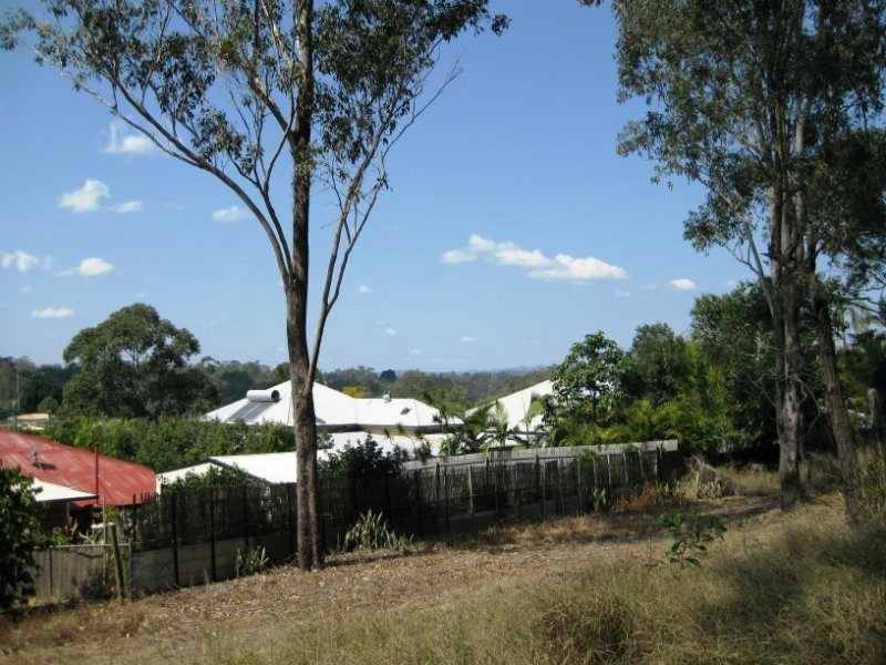 35 Holdsworth Road, North Ipswich QLD 4305
