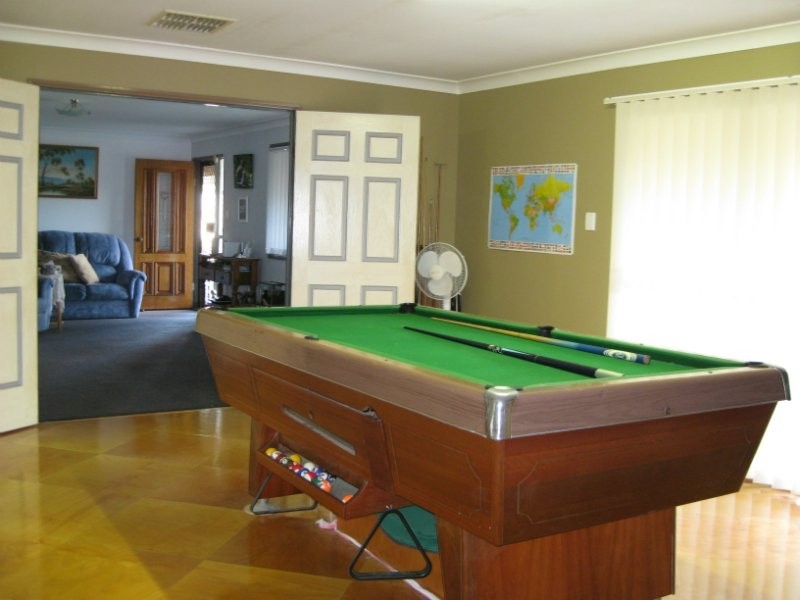 48-50 Adelong Avenue, Thagoona QLD 4306