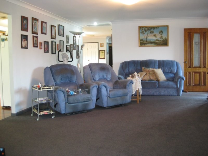 48-50 Adelong Avenue, Thagoona QLD 4306