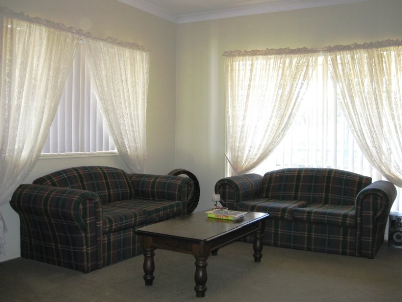 14 Farrell Drive, Walloon QLD 4306