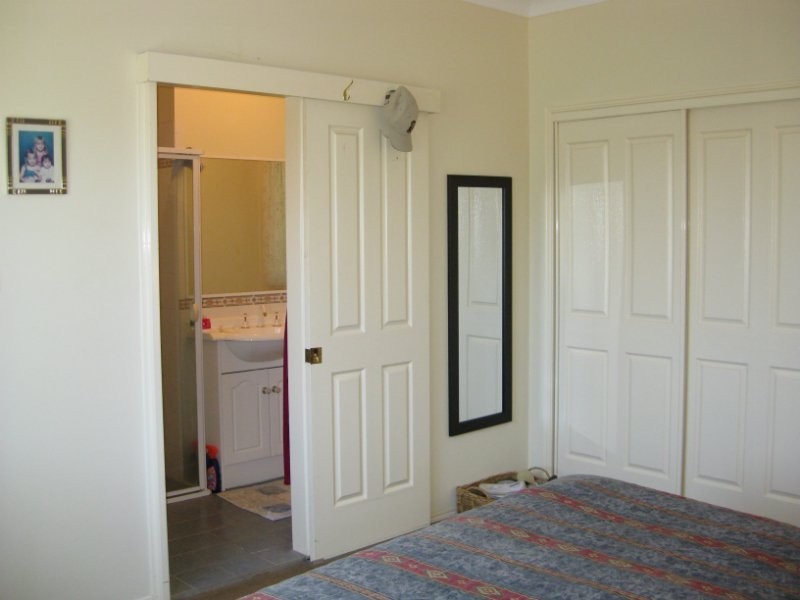 14 Farrell Drive, Walloon QLD 4306