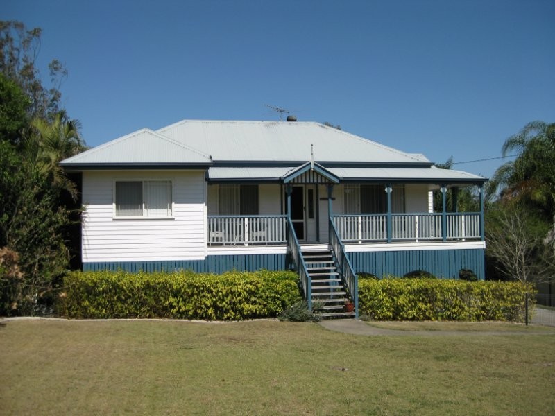 14 Farrell Drive, Walloon QLD 4306