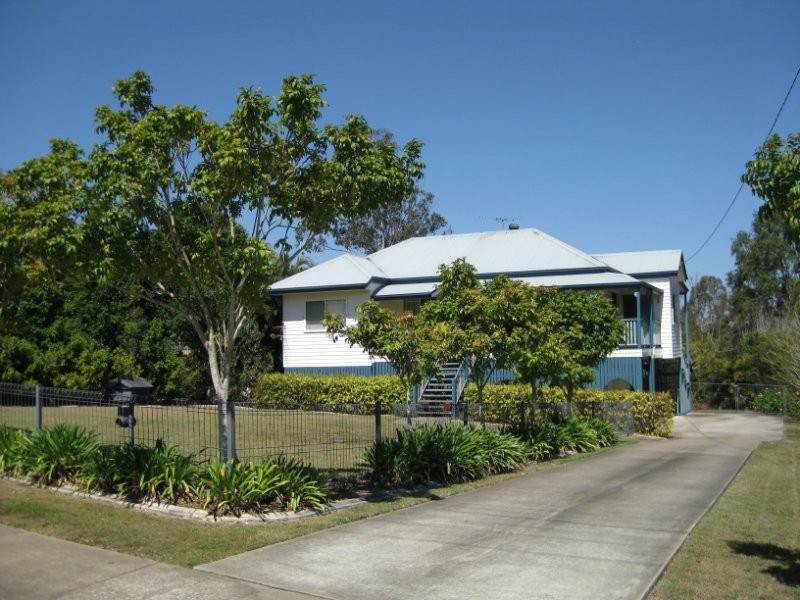 14 Farrell Drive, Walloon QLD 4306