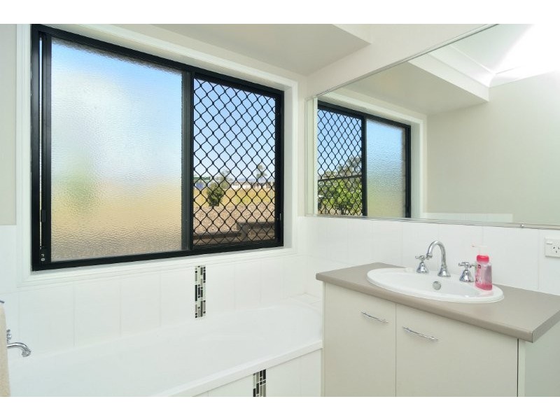 18 McHale Way, Willowbank QLD 4306
