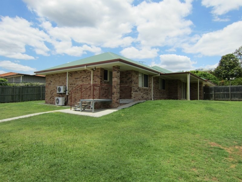 2 Cassinia Place, Flinders View QLD 4305