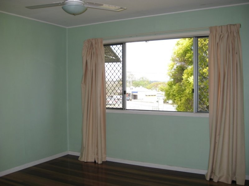 2a Birdwood Street, North Ipswich QLD 4305