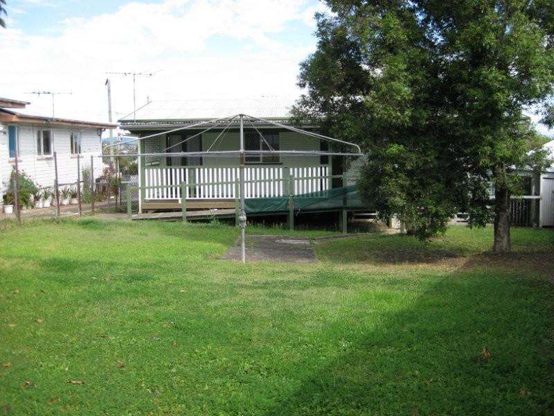 2a Birdwood Street, North Ipswich QLD 4305