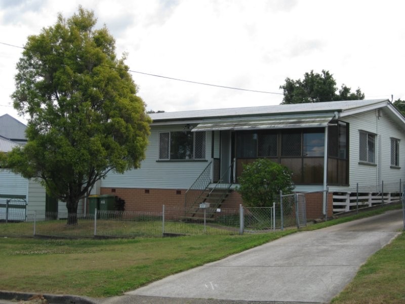 2a Birdwood Street, North Ipswich QLD 4305