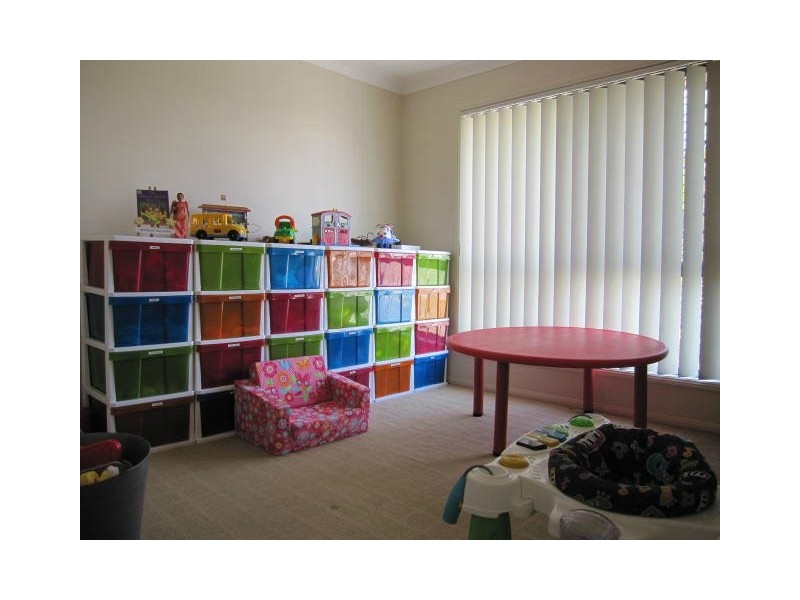 67 Rockman Drive, Raceview QLD 4305