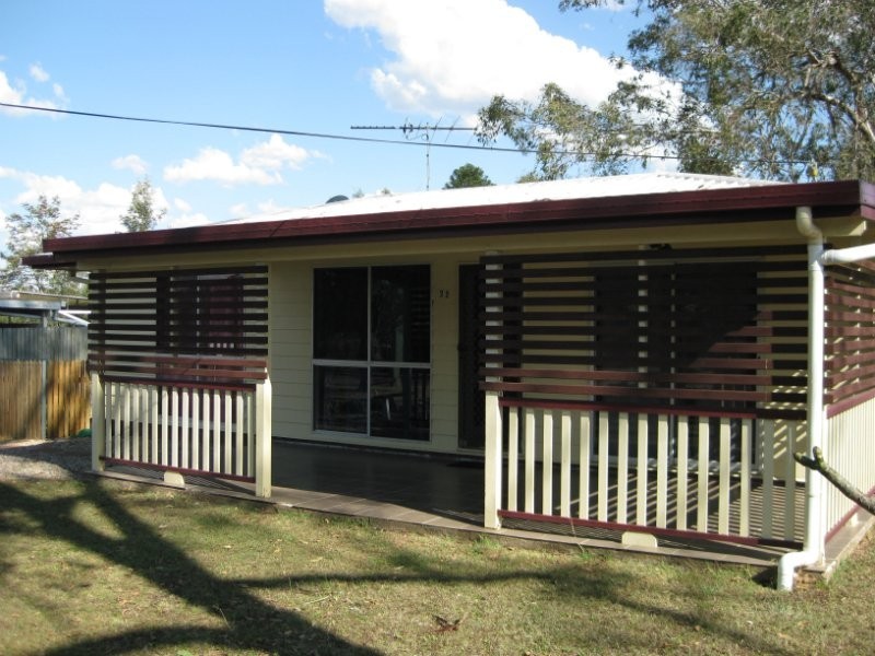 22 Calvin Street, Walloon QLD 4306