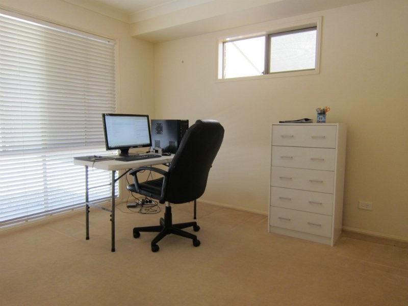 21 Calverton Court, Brassall QLD 4305