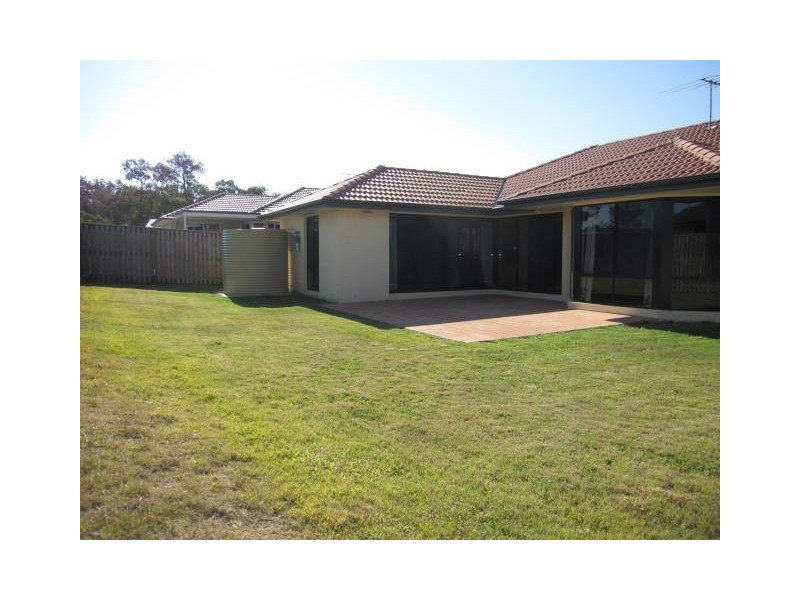 30 Eric Drive, Blackstone QLD 4304