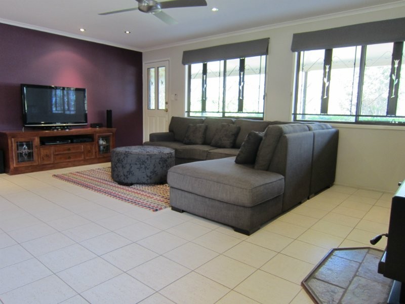 16 Beethams Road, Ironbark QLD 4306