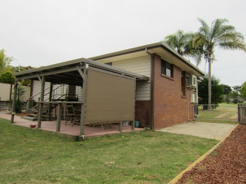 10 Oakhill Street, One Mile QLD 4305