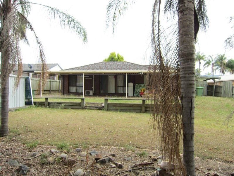 110 Equestrian Drive, Yamanto QLD 4305