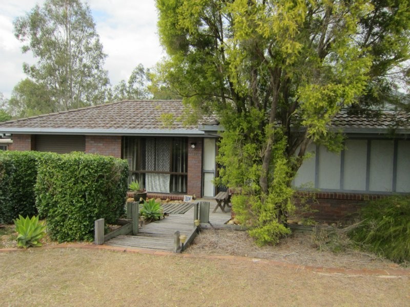 110 Equestrian Drive, Yamanto QLD 4305