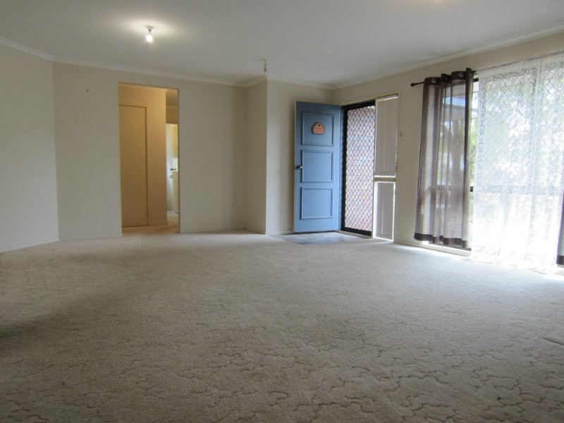 110 Equestrian Drive, Yamanto QLD 4305