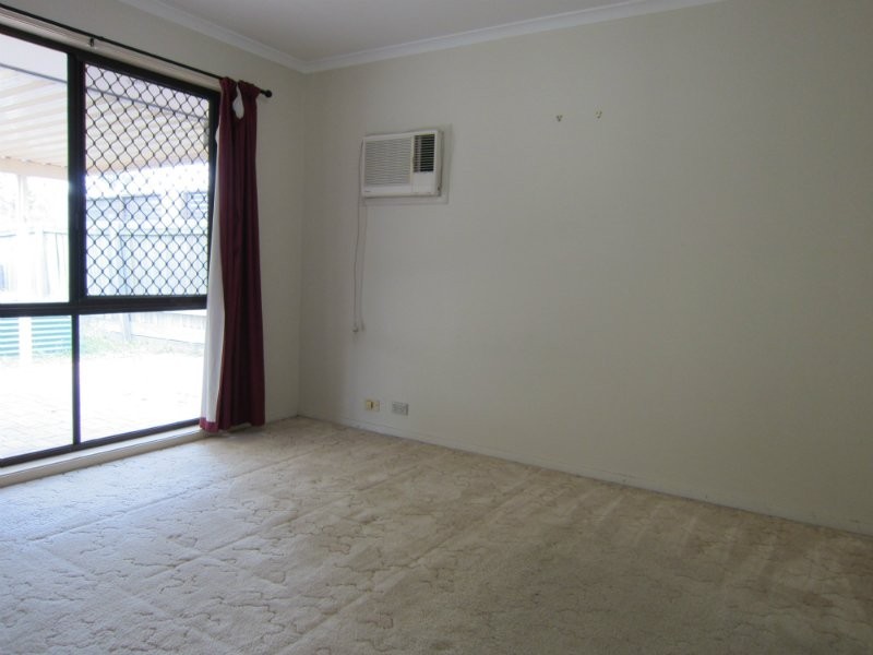 110 Equestrian Drive, Yamanto QLD 4305