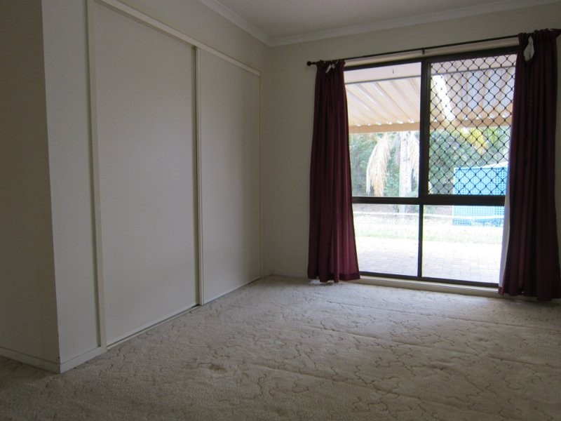 110 Equestrian Drive, Yamanto QLD 4305