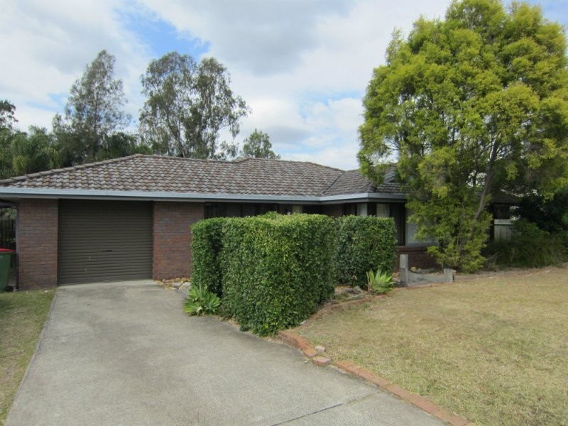 110 Equestrian Drive, Yamanto QLD 4305