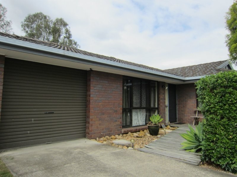 110 Equestrian Drive, Yamanto QLD 4305