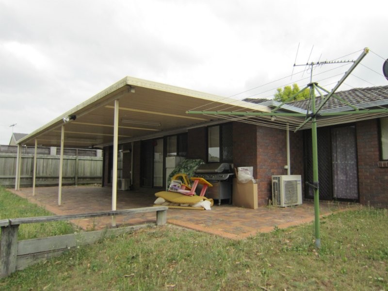 110 Equestrian Drive, Yamanto QLD 4305