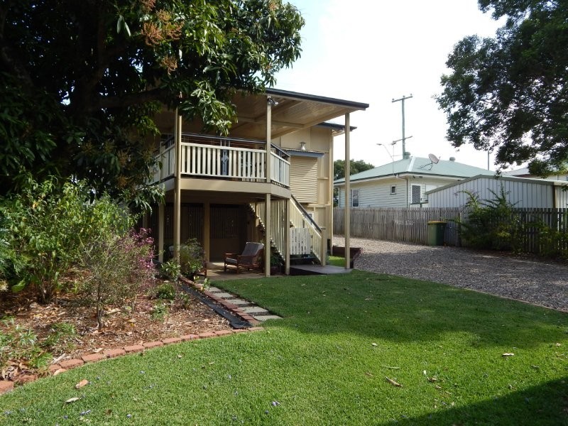 44 Blackstone Road, Newtown QLD 4305